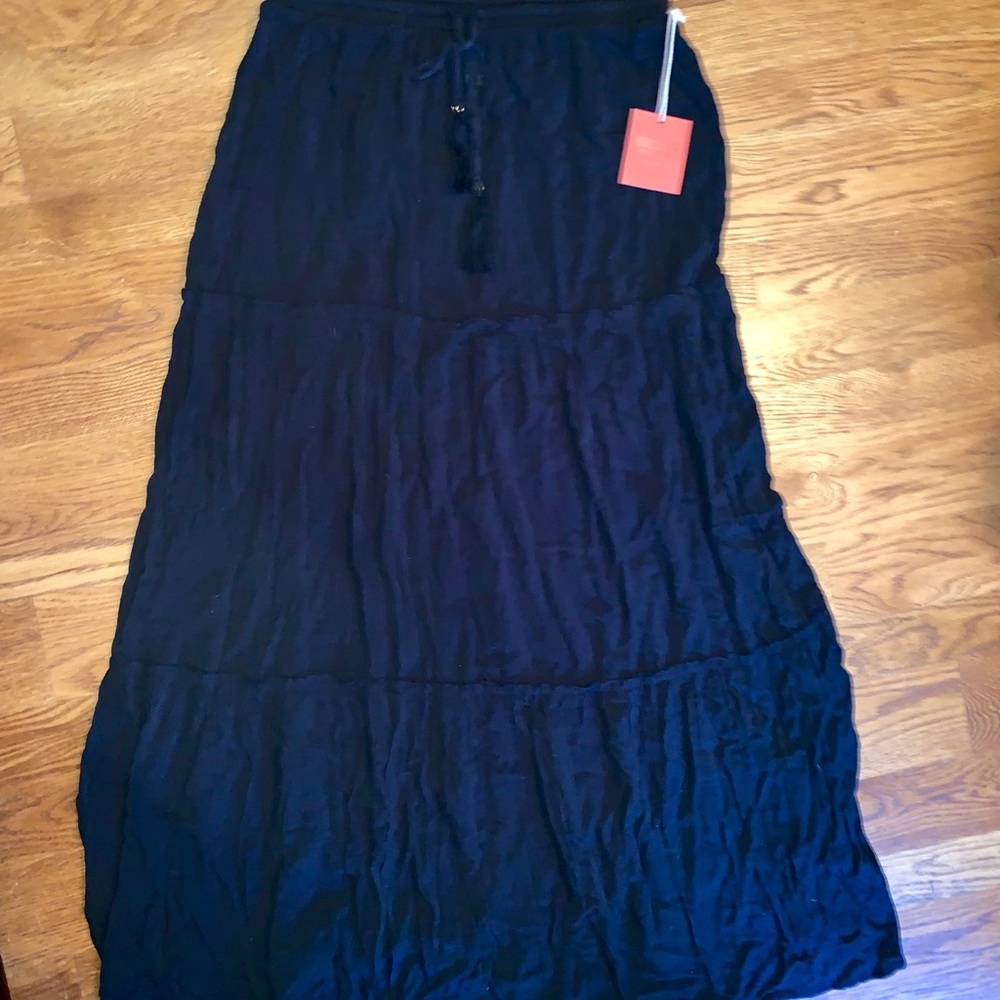 Long black skirt